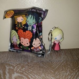 Hocus Pocus keychain Sarah